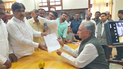 Court discharges AAP legislator in 2015 election campaign case