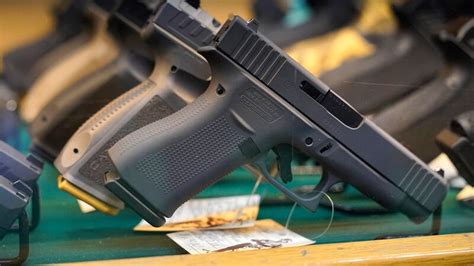 Florida Senate OKs bill to carry concealed guns without a permit