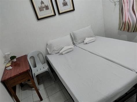 IGNACIO'S PLACE (Bacolod) - B&B Reviews, Photos, Rate Comparison ...