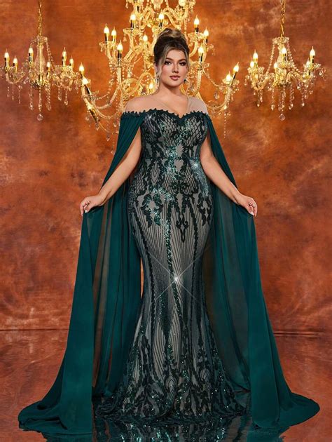 Glamrae Plus Size Luxurious Oversized Cloak Style Elegant Mermaid Hem ...