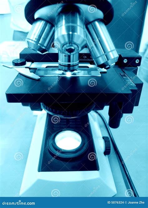 Science Lab Microscope 的图像结果
