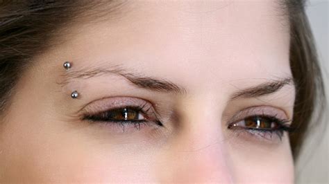 Eyebrow Piercing: Pro Tips & Aftercare