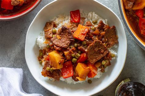 Vegan Mechado (Filipino Beef Stew) - Eat Figs, Not Pigs
