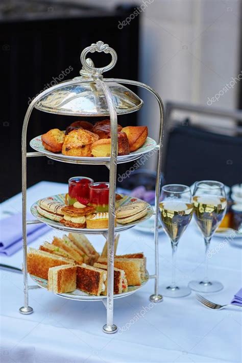 Tutorial for High Tea Setting a Tea Table 的图像结果