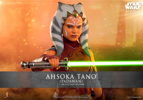 Hot Toys Star Wars: Ahsoka Tano Padawan Television Masterpiece Series ...