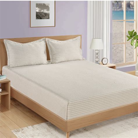 Buy High Living Printed Bedsheets Online - Homescapes