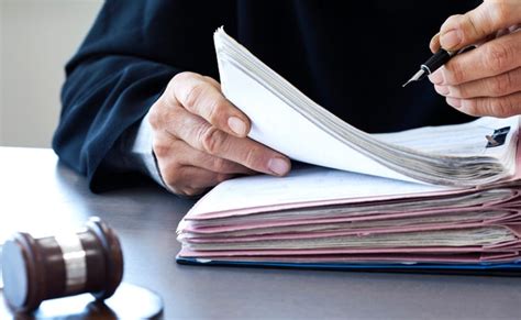 दिल्ली: 'AAP' विधायक अब्दुल रहमान और पत्नी आसमा दोषी करार, स्कूल ...