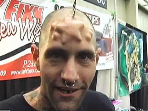 Extreme Face Modifications 的图像结果