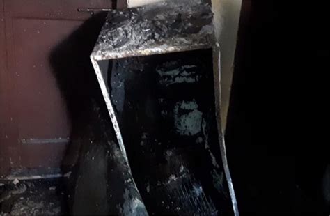 भिवानी: शार्ट सर्किट से घर में रखे फ्रीज का फटा कंप्रेशर, 5 लाख का हुआ ...