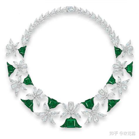 Les Perles de Chanel 1932 Comète Perlée earrings | Fine jewellery ...