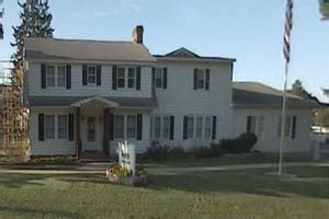 Hoven Funeral Home - Buchanan, Michigan (MI) - Funeral Flowers