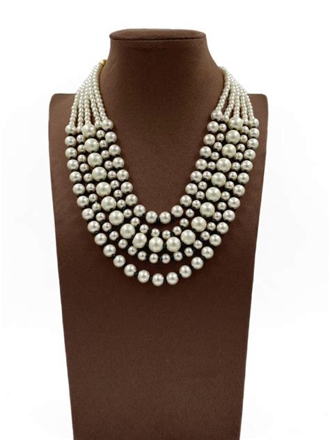 Buy Latest Pearls Necklace Designs Online – Gehna Shop