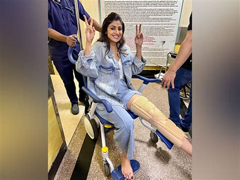 Shilpa Shetty breaks her leg on sets of Rohit Shetty's 'Indian Police ...