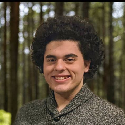 Dylan - English teacher - ₹2078/h