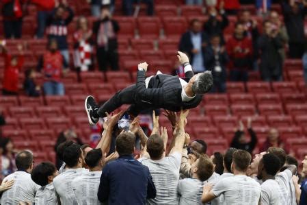 Imanol cumple 52 años soñando con las estrellas