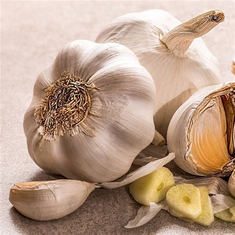 Cómo conservar los ajos: 8 trucos y consejos para que duren frescos más ...
