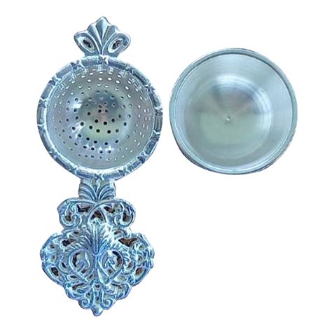 Elegant Brass Strainer Set for Tea Lovers – GOODRICKE TEA