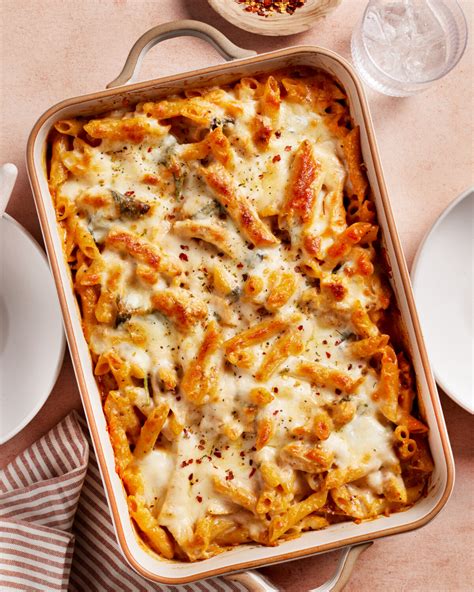 Creamy Chicken Pasta Bake | Gimme Delicious