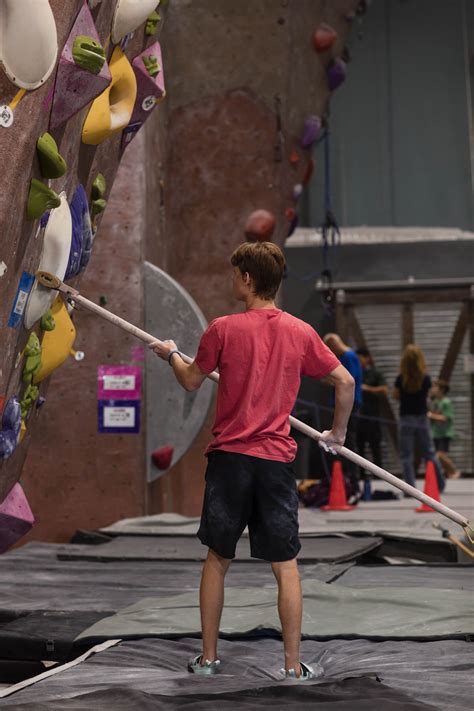 Volunteer | Canyons Rock Climbing Gym