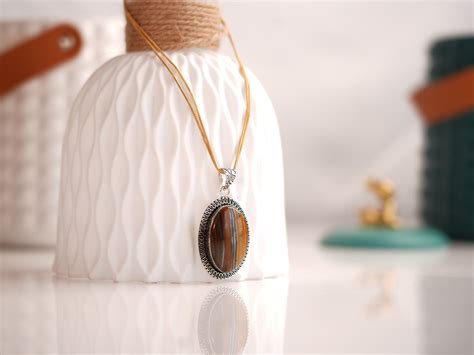 Tiger's Eye Oval Pendant: Embrace Courage and Radiate Confidence – The ...