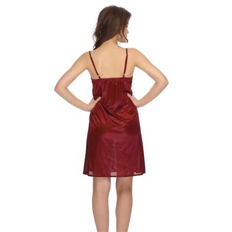 Buy Clovia 2 Pcs Set Of Nightslip And Robe - Maroon Online