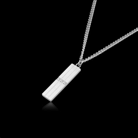 Buy Novante Locket Online for Men - Etchcraft Emporium