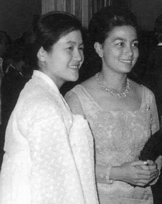 Song Hye-Rim 的图像结果