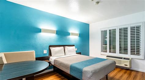 MOTEL 6 FOUNTAIN VALLEY - HUNTINGTON BEACH AREA - Hotel Reviews, Photos ...