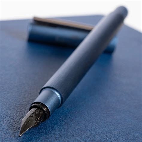 Faber-Castell NEO Slim Fountain Pen - Dark Blue – Truphae