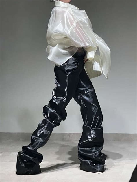 Label Rhycni’s Nonconformist Clothes | Femina.in