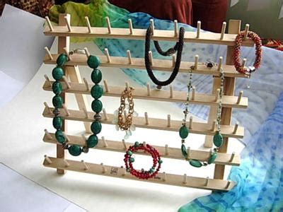 Necklace Display 的图像结果