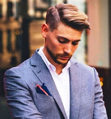 Business Casual Men Hairstyles 的图像结果