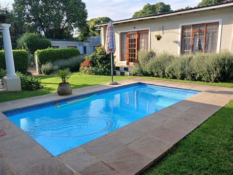 Johannesburg South Holiday Rentals & Homes - Gauteng, South Africa | Airbnb