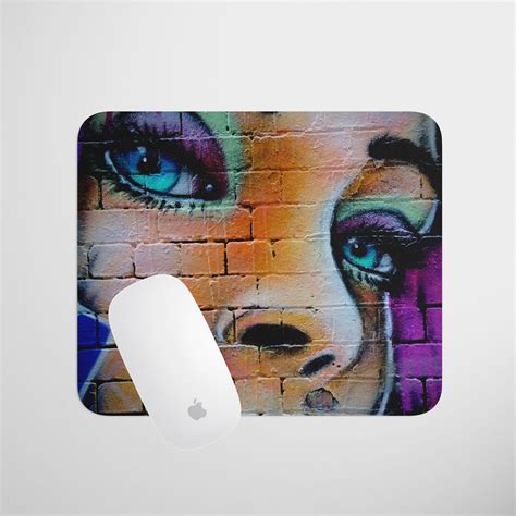 Graffiti Eyes 3mm anti skid mouse pad