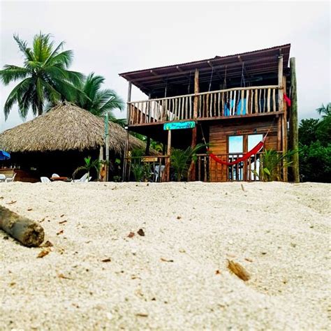 THE MOMPE BEACH HOSTAL (La Poza) - Hostel Reviews, Photos, Rate ...