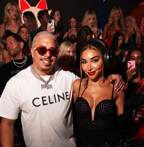 Lounge – Komodo Dallas