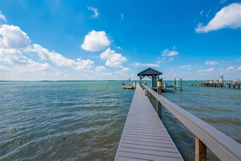 Beach House Rentals with Boat Dock - Beach Houses In Paradise