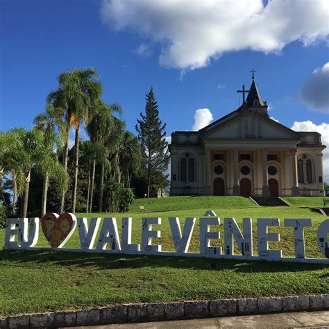 IGREJA MATRIZ DE VALE VÊNETO (2025) All You Need to Know BEFORE You Go ...