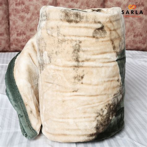 Pashmina AC – Sarla Blankets and Beyond