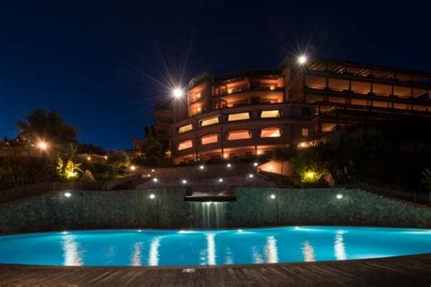 RESIDENCE PIETRE ROSSE (Centola) - Hotel Reviews & Photos - Tripadvisor