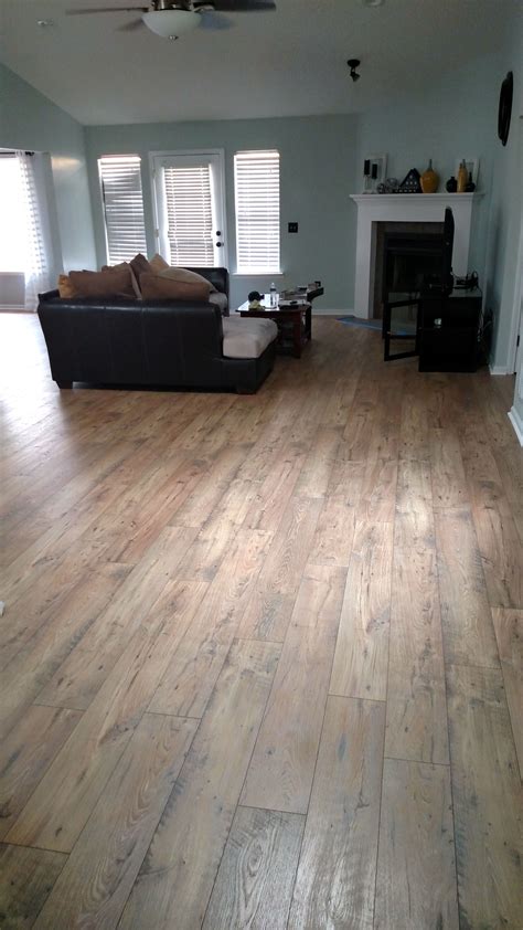 Tile Look Laminate Flooring | GoodDesign