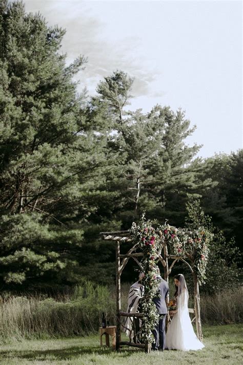 Mia Solkin and David Ban’s Wedding at an Estate in Massachusetts ...