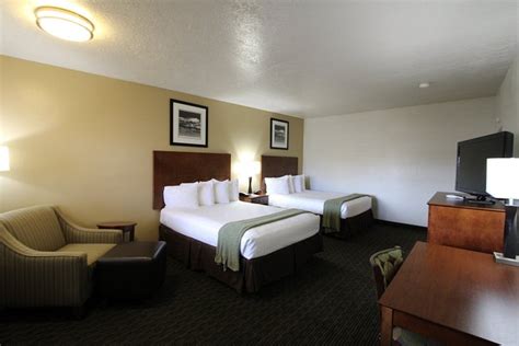 DINOSAUR INN & SUITES (Vernal, Utah) - Hotel Reviews, Photos, Rate ...