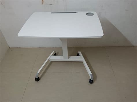 How Laptop Adjustable Tables Can Improve Your Posture – Purpleark