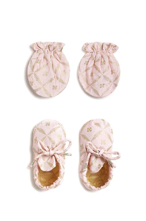 Festive Pink Booties & Mittens Set – Tiber Taber Kids