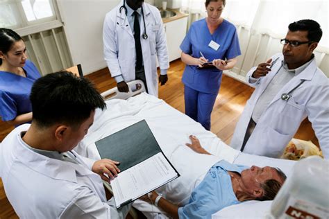 Accelerated RN Nursing Programs 的图像结果