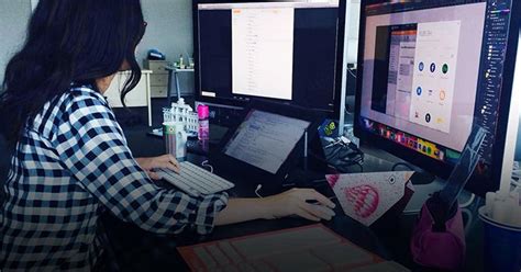 What is The Difference Between UX/UI & Web Designer?