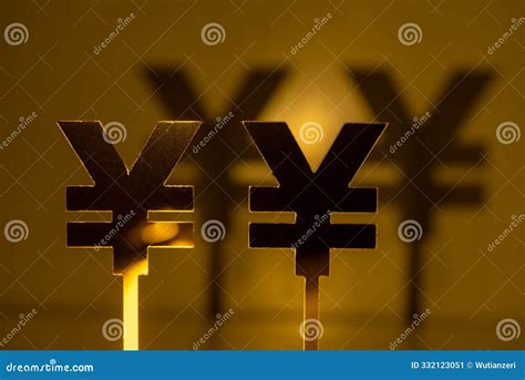 Symbols for Renminbi and Japanese Yen Stock Image - Image of currency, renminbi: 332123051
