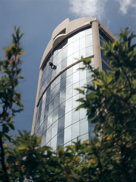 Harbor Court | Honolulu, HI | WJE