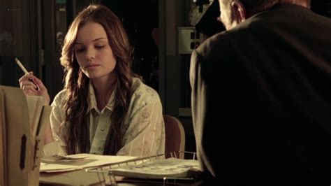 Kate Bosworth - Wonderland (2003) : r/prettyfamoussmokers